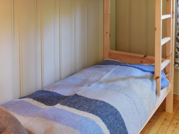 Room 5, 4 Star Holiday Home in Halden, Halden