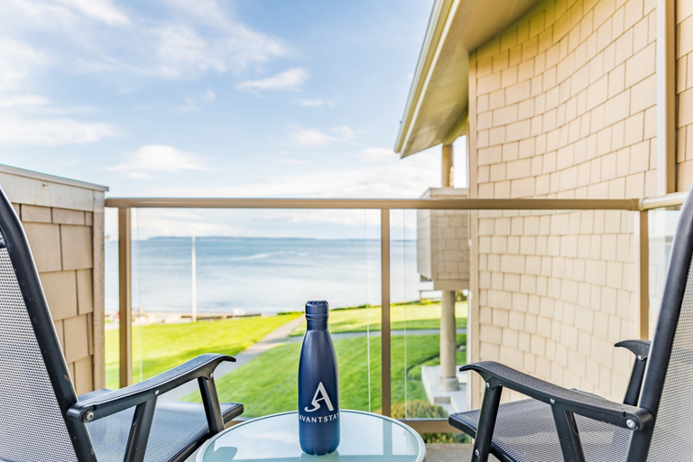 Others 5, Coastal Chic Beach Condo by Avantstay Balcony, Island