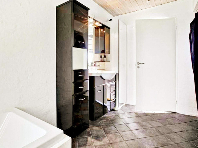 Bathroom 5, 8 Person Holiday Home in Hadsund, Mariagerfjord