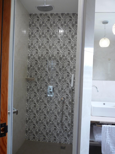 Bedroom 2, Xi Tou in Sunny Day Inn, Nantou