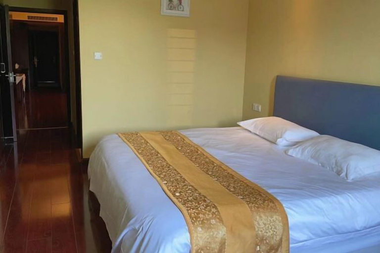 Bedroom 3, Xintiandi Hotel, Jiaxing