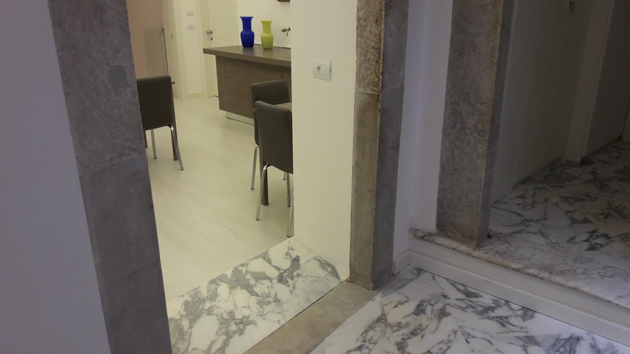 Others 5, Alberica10, Massa Carrara