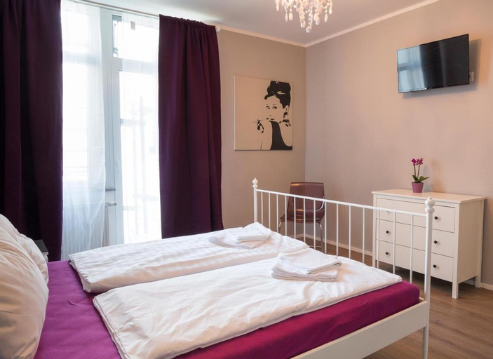 Bedroom 6