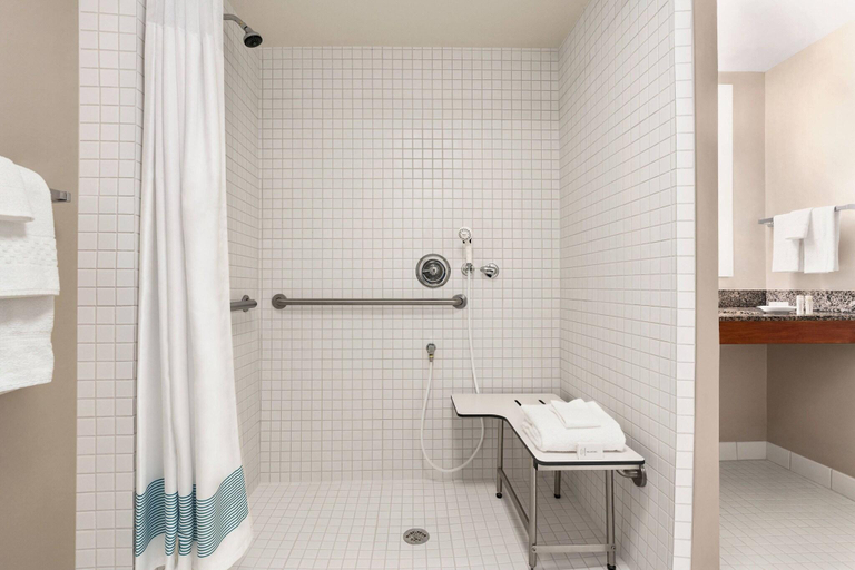 Bathroom 4, Towneplace Suites Springfield, Fairfax