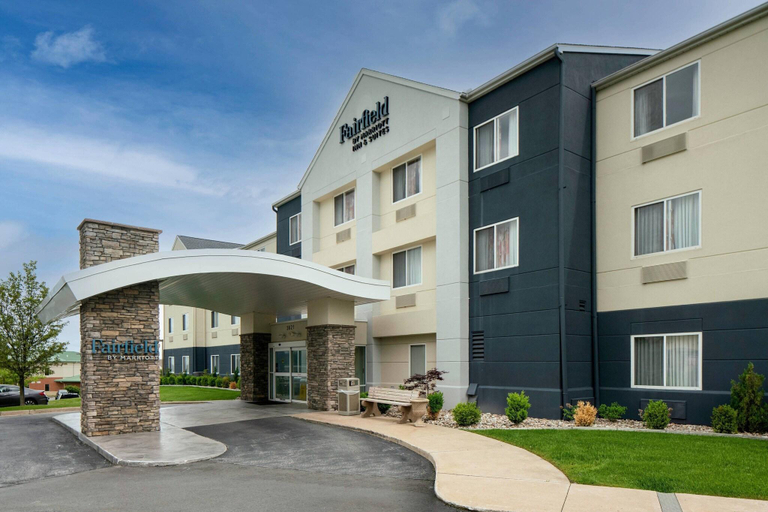 Exterior & Views 2, Fairfield Inn & Suites Jefferson City, Cole