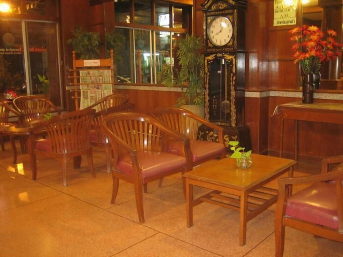 Food & Drinks 5, Suriwong Chumphon Hotel, Muang Chumphon