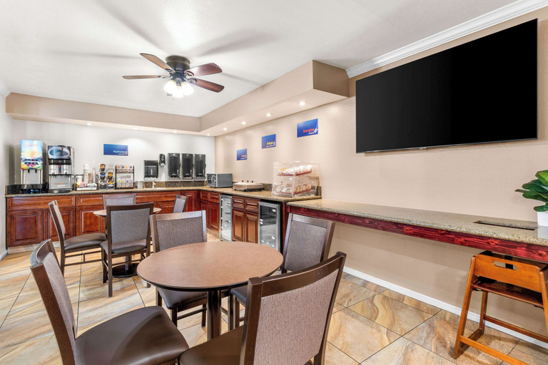 Food & Drinks 5, Best Western El Centro Inn, Imperial