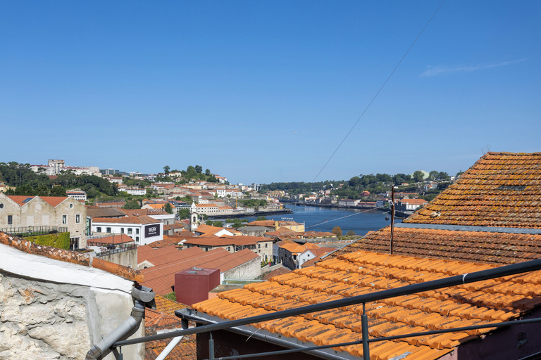 Others 4, Liiiving in Gaia - THE WINE SIDE XVI, Vila Nova de Gaia