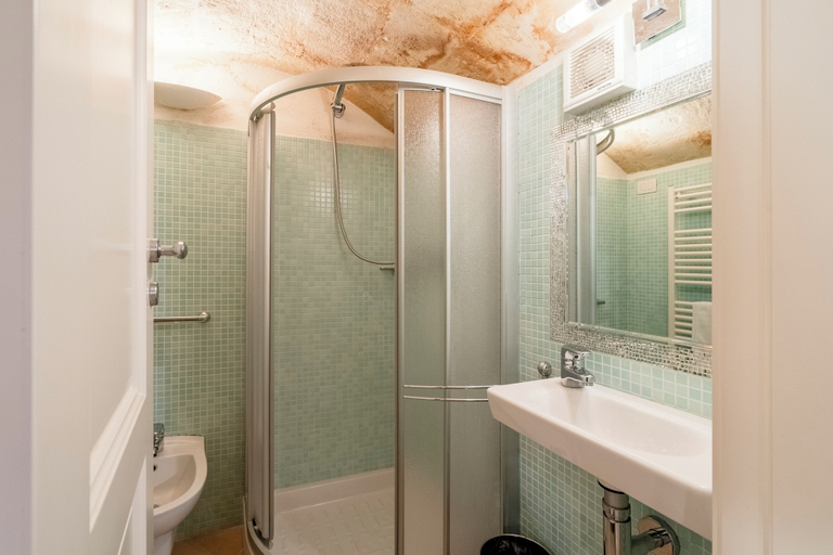 Bathroom 5, Terrazze San Martino Casa vacanze, Matera