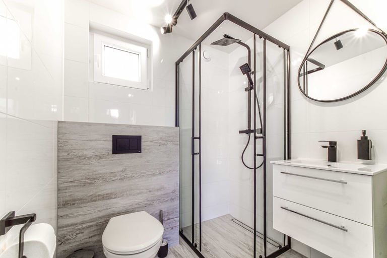 Bathroom 3, Wczasowa 8 Apartments Sarbinowo, Koszalin
