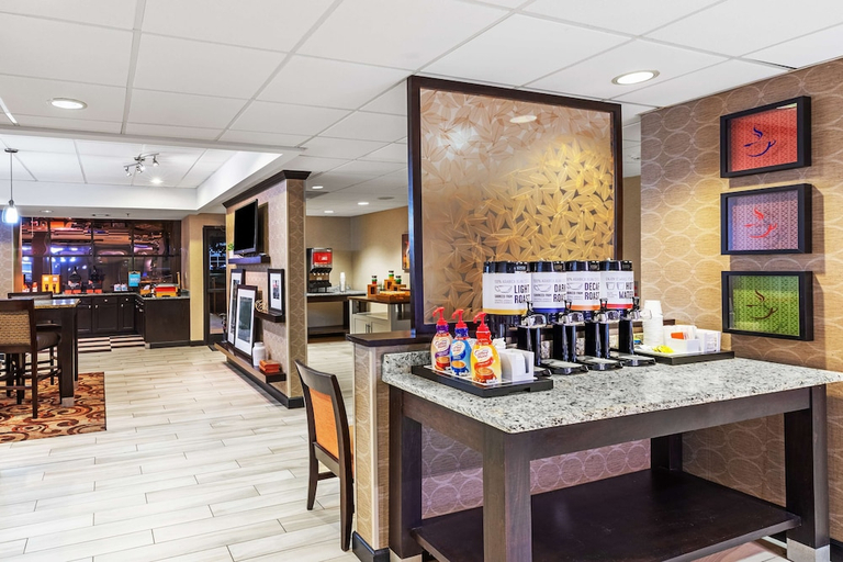 Food & Drinks 5, Hampton Inn Aiken, Aiken