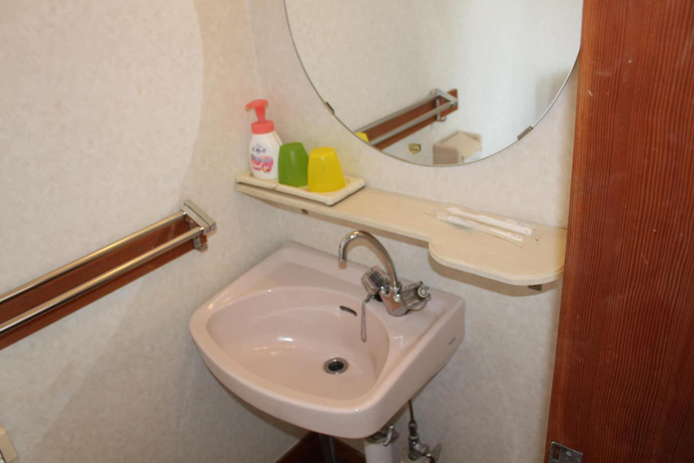 Bathroom 4, Pension Field, Hokuto
