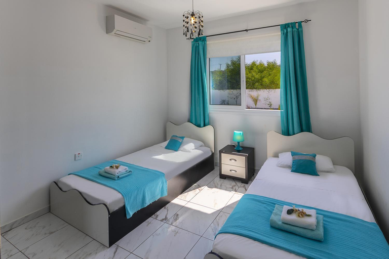 Others 5, Protaras Villa Hollywood Near To The Centre