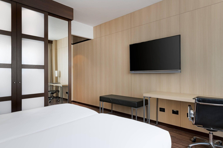 Bedroom 13