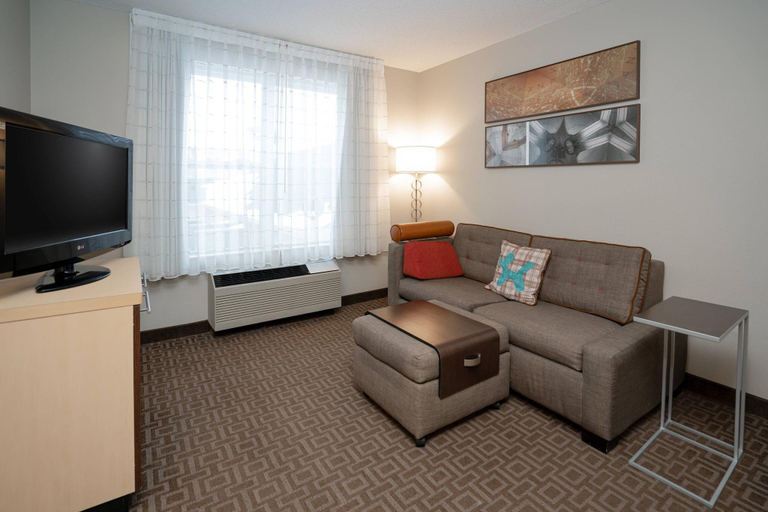 Bedroom 4, TownePlace Suites Rochester, Olmsted