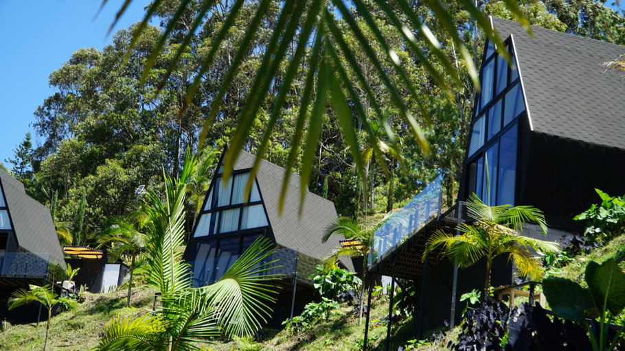Exterior & Views 2, Viajero Guatapé Hostel & Lake Club, Peñol