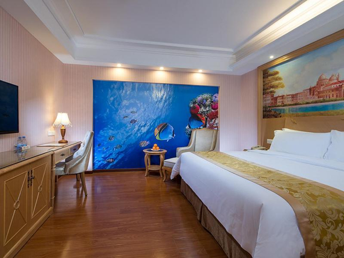 Bedroom 2, Vienna Hotel Guangzhou Panyu Changlong Jinjiang Avenue, Guangzhou