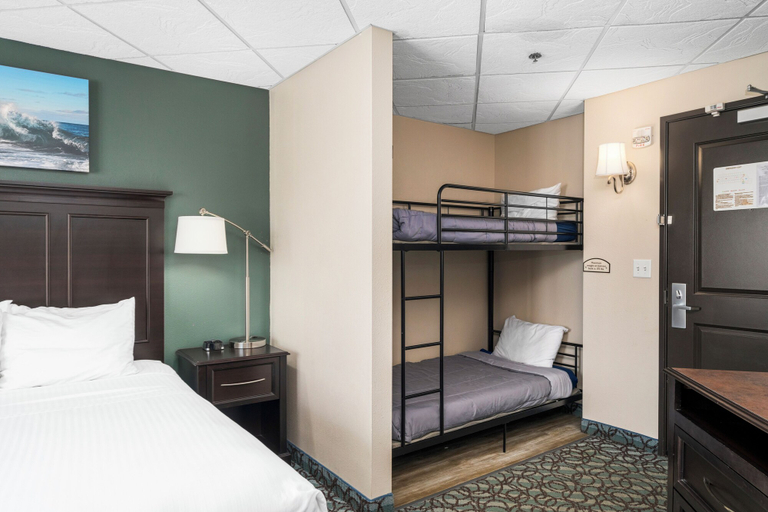 Bedroom 4, Park Point Marina Inn, Lake Superior