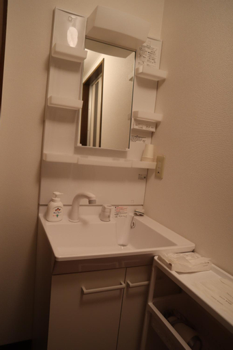 Bathroom 7