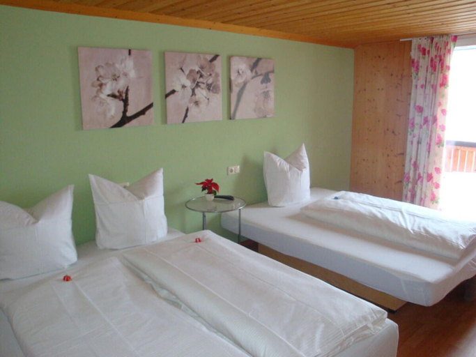 Bedroom 3, Majestic Apartment in Schrocken, Bregenz