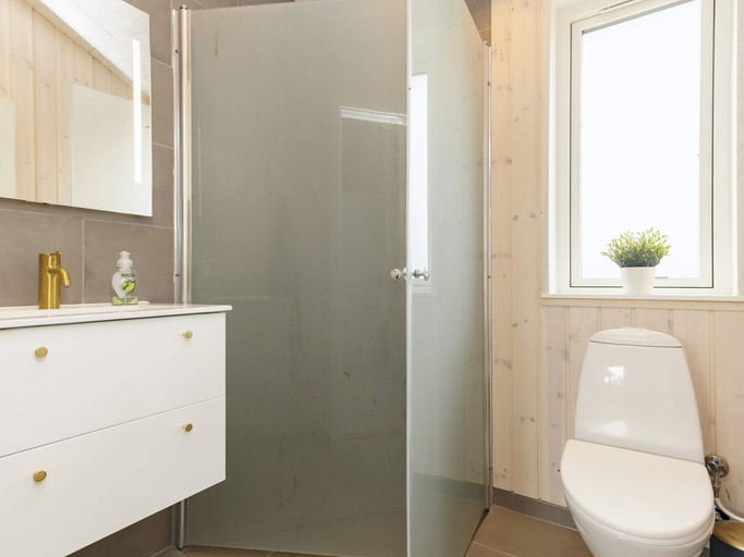 Bathroom, 5 Star Holiday Home in Vaeggerlose, Guldborgsund