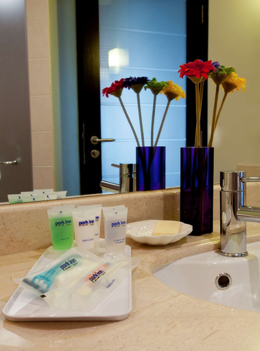 Bathroom 3, Park Inn by Radisson Al Khobar Hotel, Al Khobar