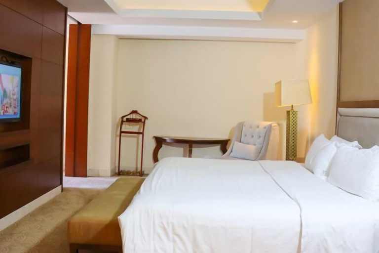 Bedroom 3, Yichun Grand Metropark Resort, Yichun
