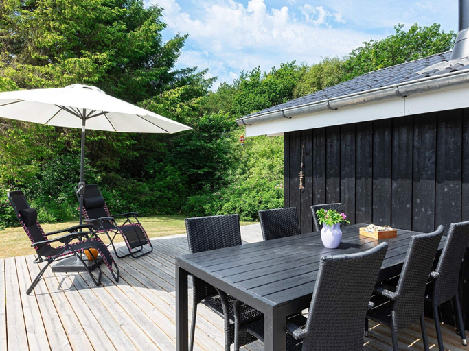 Dining 2, 4 Person Holiday Home in Hjorring, Hjørring
