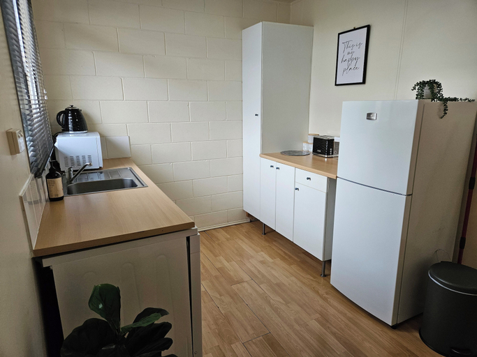 Others 5, 4B Kambalda Apartment, Coolgardie