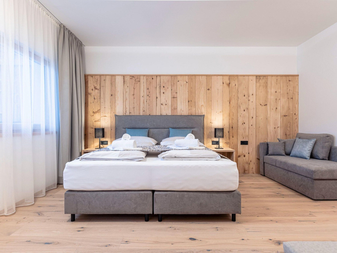 Bedroom 3, New Apartment in Kitzbuhel With Wellness Area, Kitzbühel