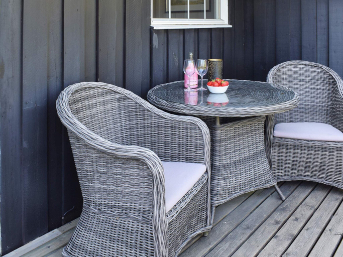 Dining 4, 4 Star Holiday Home in Halden, Halden