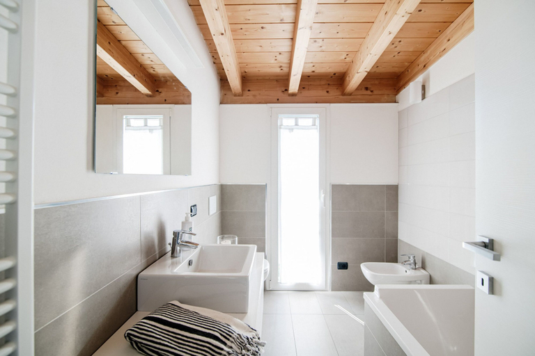 Bathroom 3, MyHomeInComo - White Attic, Como