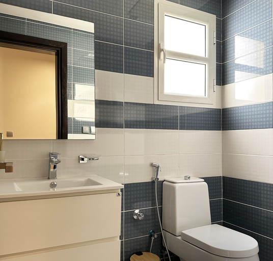 Bathroom 5, Kease Qurtubah A-10 Royal Design AZ15, Riyadh