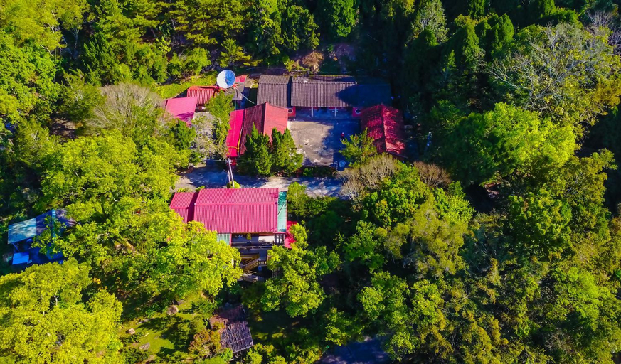 Hong Wa Cuo南投埔里紅瓦厝山居民宿, Nantou