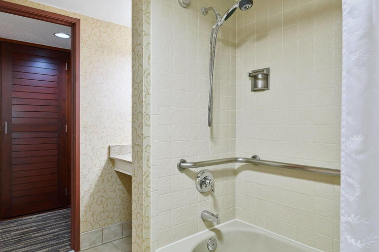 Bathroom 4, Sheraton Denver West Hotel, Jefferson