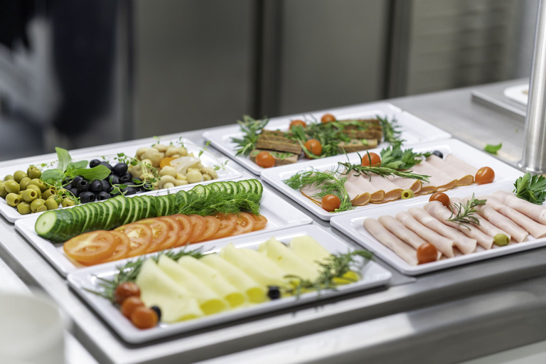 Food & Drinks 5, Wczasowa 8 Apartments Sarbinowo, Koszalin