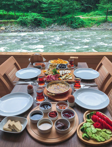 Restaurant 5, Kıyı Bungalov, Çamlıhemşin