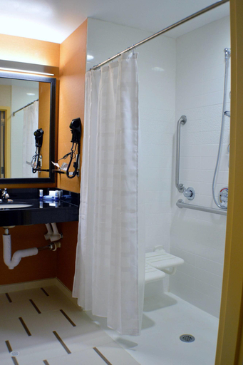 Bathroom 4, Fairfield Inn & Suites Quantico Stafford, Stafford
