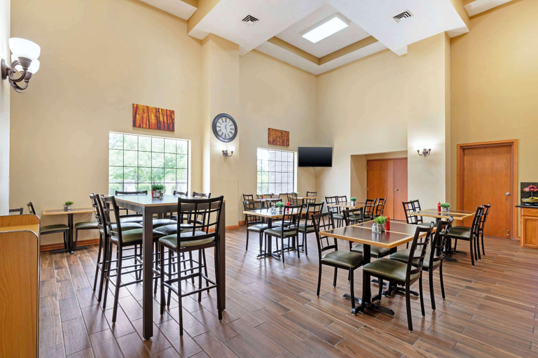 Food & Drinks 5, Best Western Locust Grove Inn & Suites, Mayes