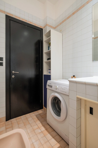 Bathroom 4, Torre dell'Orologio Apartment by Wonderful Italy, Bologna