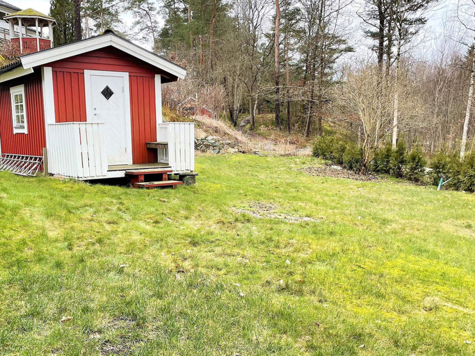 Exterior 5, 4 Star Holiday Home in Hakenaset, Tjörn