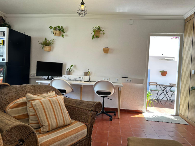 Others 5, Vila Maria Rooms by Host-Point, Almada