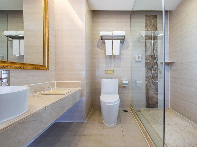 Bathroom 3, Vienna Hotel Guangzhou Panyu Changlong Jinjiang Avenue, Guangzhou