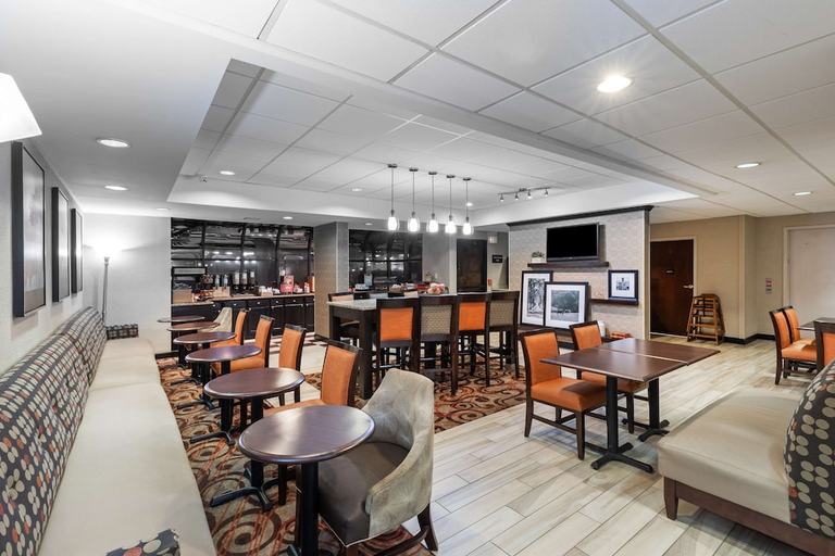 Food & Drinks 3, Hampton Inn Aiken, Aiken