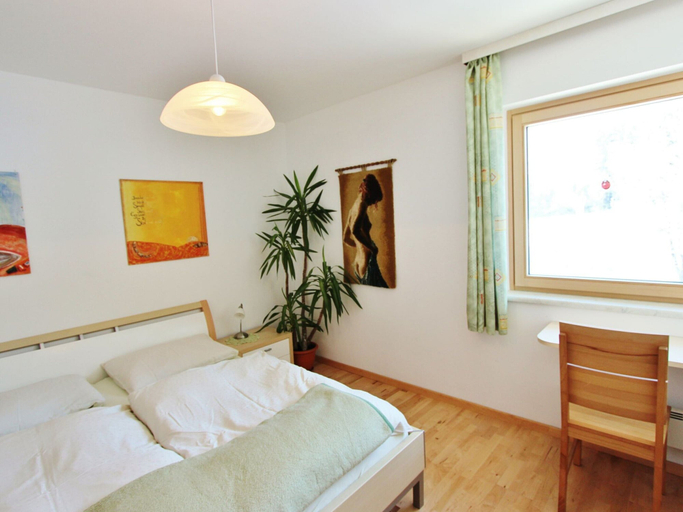 Room 4, Holiday Home With Sauna, Hermagor