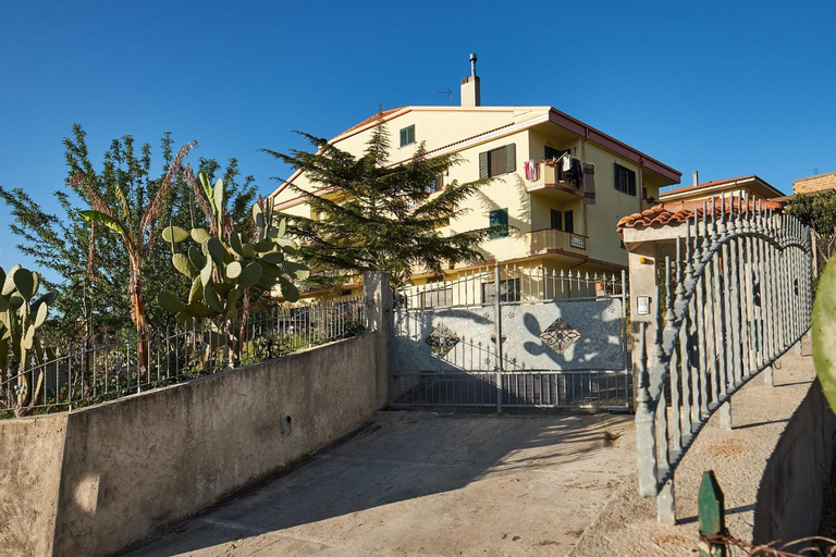 Bouganville House - casa vacanze, Vibo Valentia