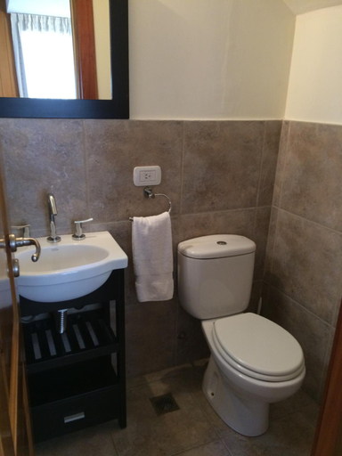 Bathroom 2, La Cascada Duplex, Lacar