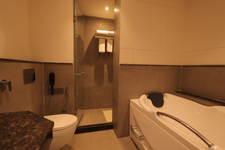 Bathroom 3, Pride Elite Haridwar, Hardwar