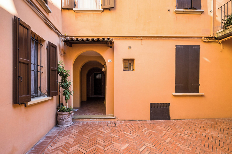 Exterior & Views, Cozy central apartment by Wonderful Italy, Bologna