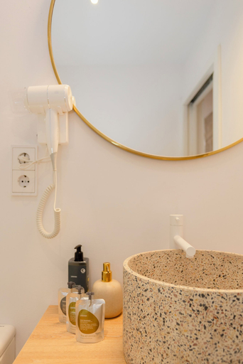 Bathroom 2, Liiiving in Gaia - THE WINE SIDE X, Vila Nova de Gaia